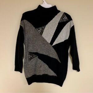 Authentic VTG 1980s Abstract Sweater